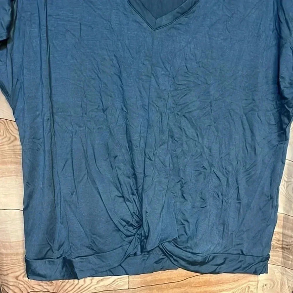 WANTABLE size large top shirt - Picture 3 of 3